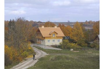 Rusia Privát Izborsk, Exteriorul